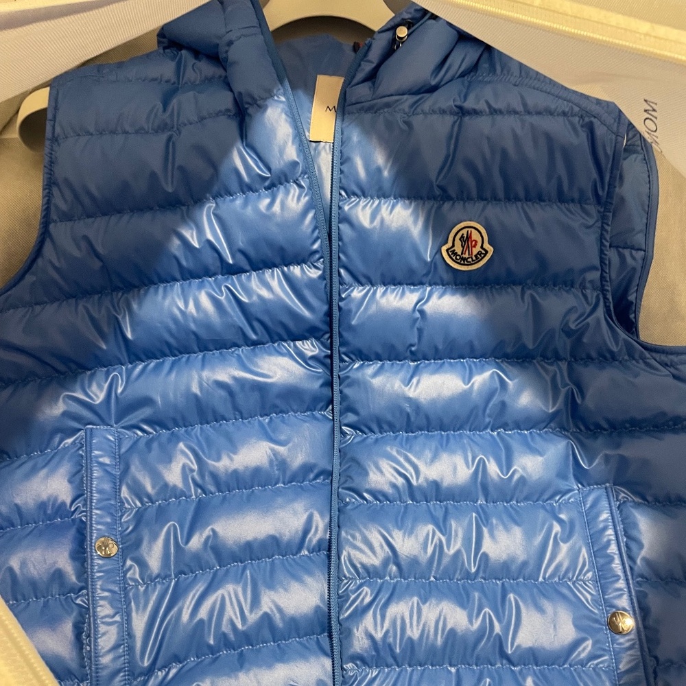 Moncler vest